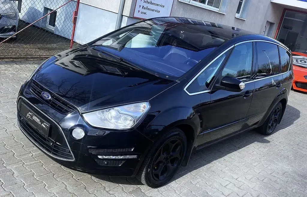 Gebraucht Ford S-MAX Titanium 163 PS (119 kW) 2010 Schwarz Van / Kleinbus