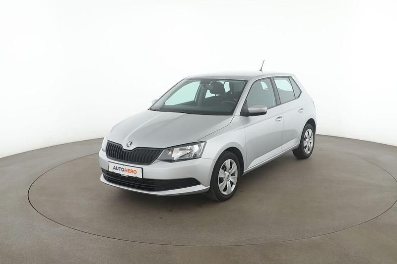 Grau Gebraucht 2018 Skoda Fabia Cool Plus Kleinwagen | 9.950 € (Guter Preis) - Bild 1/3