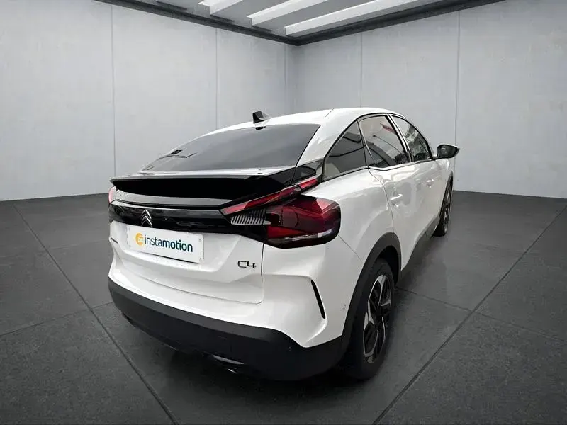 Gebraucht Citroën C4 PureTech 131 PS (96 kW) 2024 Weiß Limousine