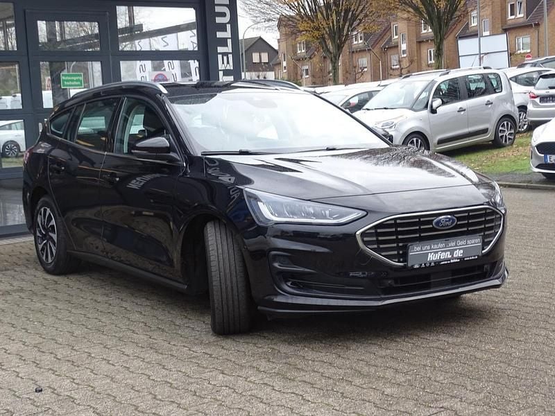 Używany Ford Focus Titanium 120 KM (88 kW) 2022 Czarny