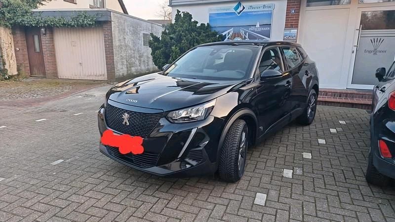 Schwarz Gebraucht 2021 Peugeot 2008 SUV | 13.500 € (Guter Preis) - Bild 1/4