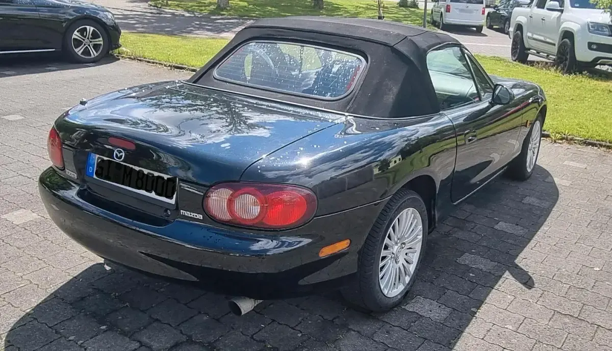 Occasion Mazda MX5 110 ch (80 kW) 2005 Noir Cabriolet