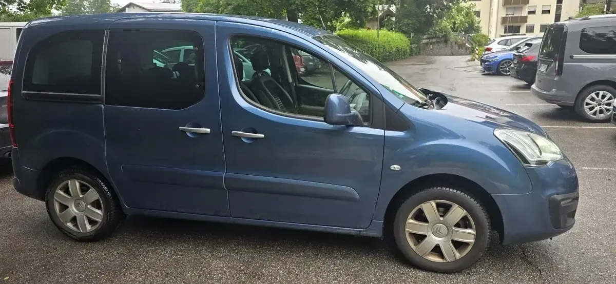 Gebraucht Citroën Berlingo 100 PS (73 kW) 2015 Blau Van / Kleinbus