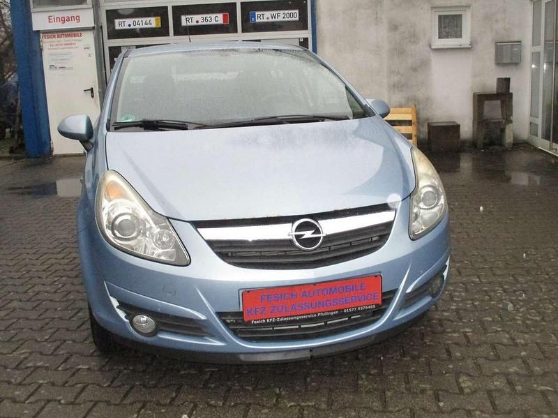 Gebraucht Opel Corsa Innovation 90 PS (66 kW) 2009 Aeroblau mi2 Kleinwagen