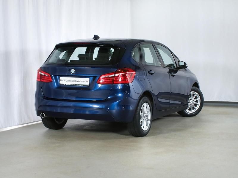 Blau Gebraucht 2017 BMW 216 Active Tourer Advantage Van / Kleinbus | 13.360 € (Fairer Preis) - Bild 1/4