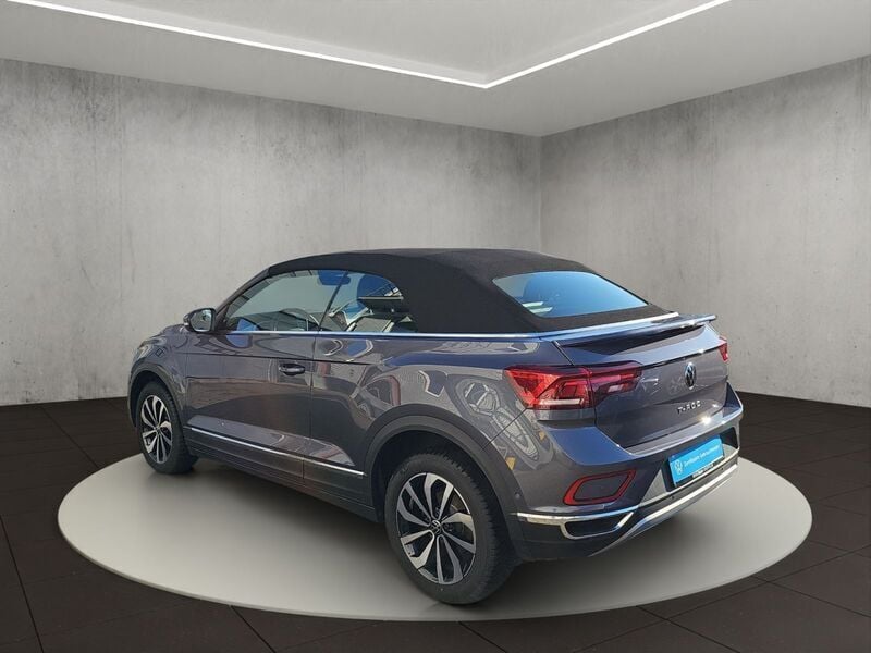 Gebraucht VW T-Roc Cabriolet Style 150 PS (110 kW) 2024 Rauchgrau metallic/schwarz Cabrio