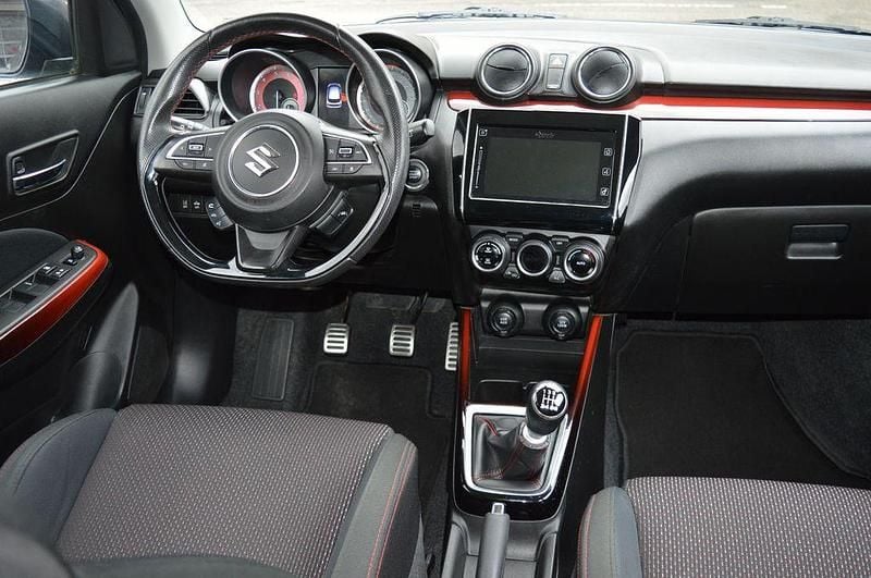 Gebraucht Suzuki Swift Sport 140 PS (102 kW) 2018 Schwarz Kleinwagen