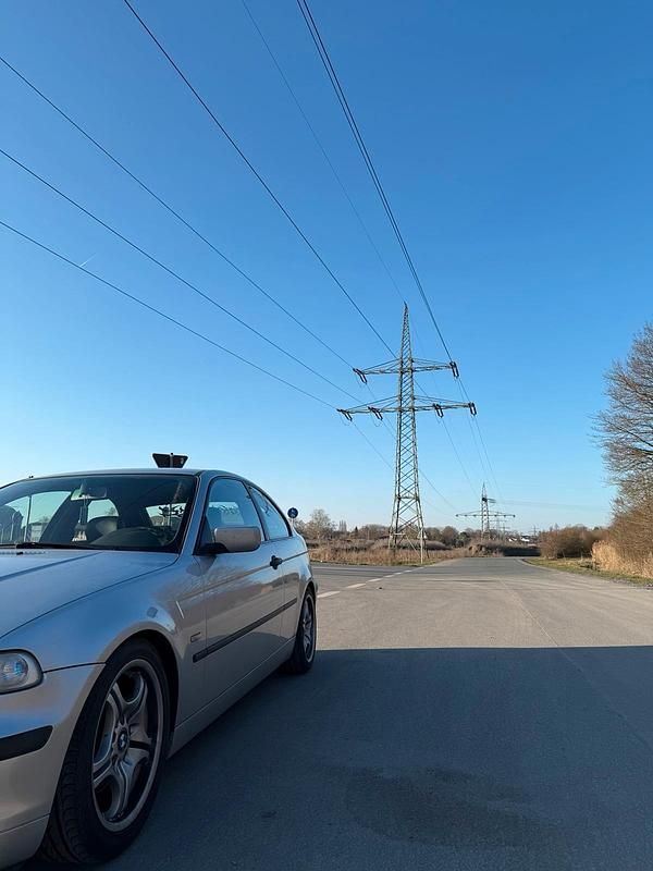 Gebraucht BMW 316 Compact 116 PS (85 kW) 2002 Silber Kleinwagen