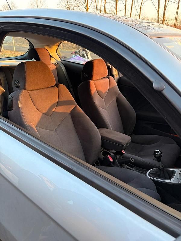 Gebraucht Alfa Romeo 147 120 PS (88 kW) 2006 Grau Kleinwagen