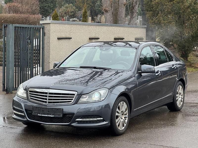 Gebraucht Mercedes C250 204 PS (150 kW) 2013 Grau Limousine