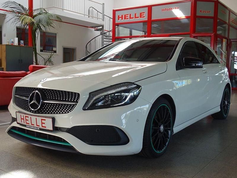 Calcitweiss/zirrusweiss Gebraucht 2015 Mercedes A220 AMG Limousine | 18.290 € (Etwas zu teuer) - Bild 1/4