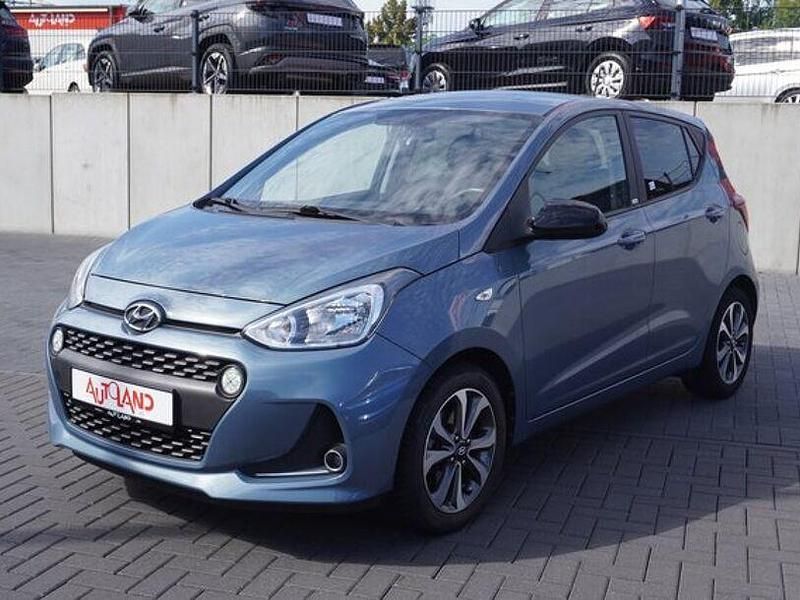 Blau Gebraucht 2019 Hyundai i10 YES! Kleinwagen | 16.490 € - Bild 1/4