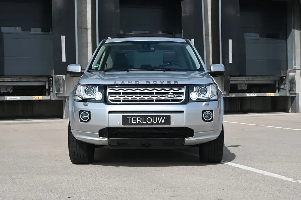 Gebraucht Land Rover Freelander 2 SE 150 PS (110 kW) 2014 Silber SUV