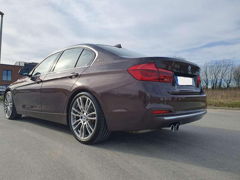 Gebraucht BMW 330e iPerformance 252 PS (185 kW) 2017 Braun Limousine