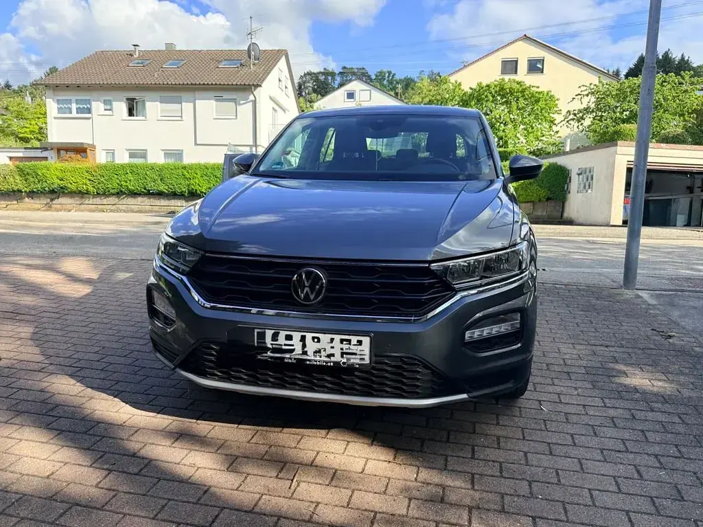 Gebraucht VW T-Roc Active 150 PS (110 kW) 2021 Grau SUV