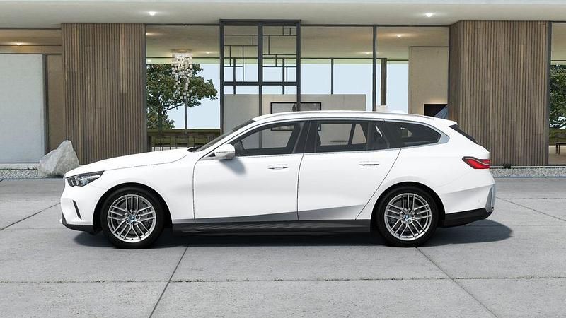 Neu BMW i5 Performance 250 kW (340 PS) 2025 Alpinweiß Limousine