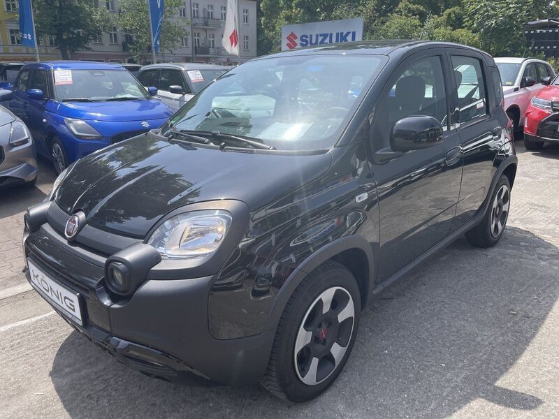 Schwarz Gebraucht 2023 Fiat Panda Cross Cross Kleinwagen | 12.999 € (Fairer Preis) - Bild 1/4
