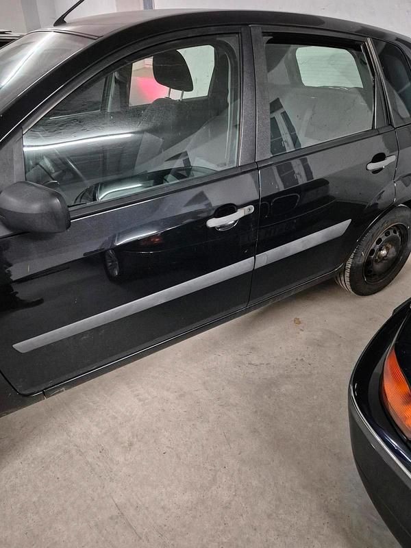Gebraucht Ford Fiesta 86 PS (63 kW) 2006 Schwarz Kleinwagen