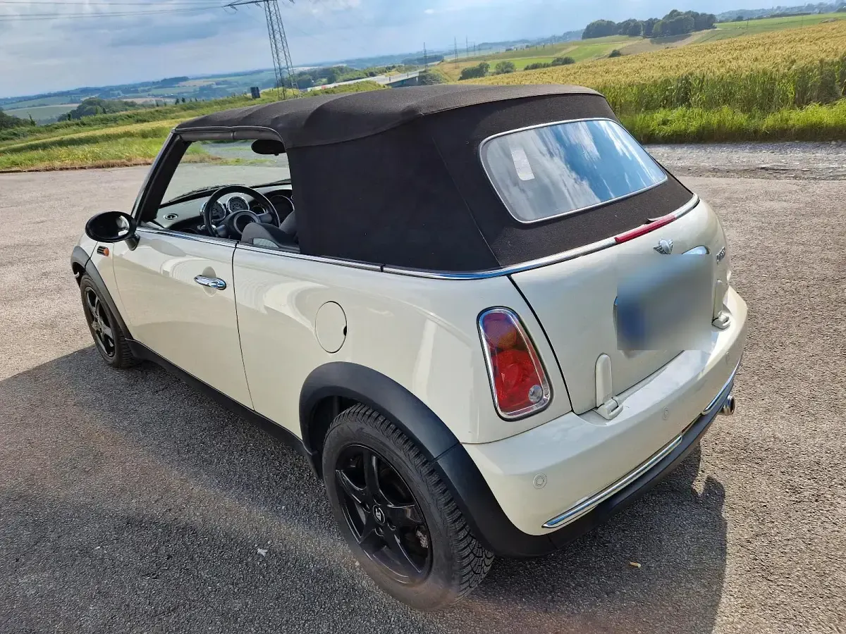 Gebraucht Mini Cooper Cabriolet 106 PS (77 kW) 2005 Weiß Cabrio