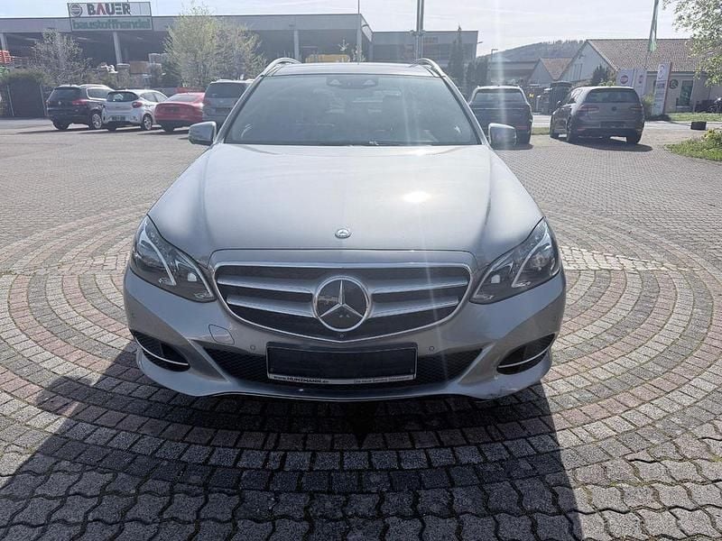 Gebraucht Mercedes E300 231 PS (169 kW) 2013 Grau Limousine