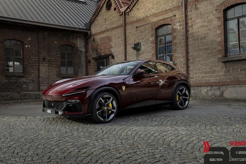 Gebraucht Ferrari Purosangue 719 PS (528 kW) 2024 Rot SUV