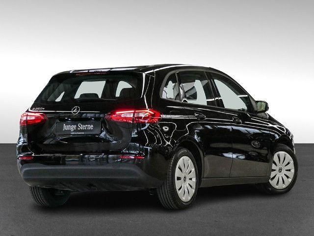 Gebraucht Mercedes B250e 218 PS (160 kW) 2022 Van / Kleinbus