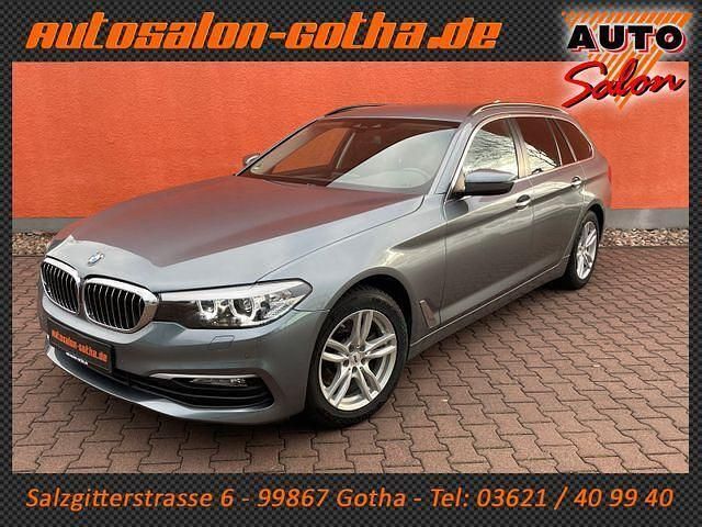 Blau Gebraucht 2017 BMW 520 Performance Kombi | 22.890 € (Guter Preis) - Bild 1/4