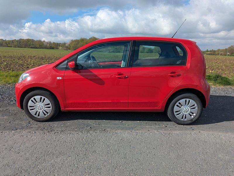 Second-hand VW up! move up! 60 CP (44 kW) 2012 Roșu Hatchback