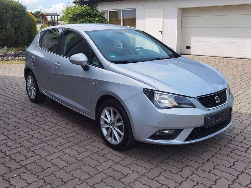 Gebraucht Seat Ibiza Style 105 PS (77 kW) 2013 Silber Limousine