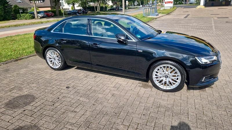 Schwarz Gebraucht 2018 Audi A4 Limousine | 21.800 € (Fairer Preis) - Bild 1/4