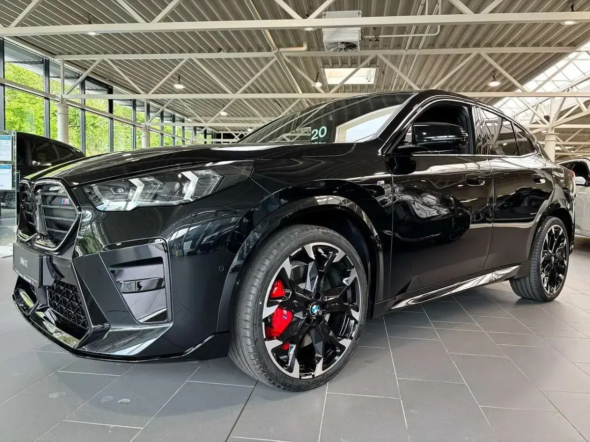 Neu BMW X2 Performance 300 PS (220 kW) 2026 Saphirschwarz SUV