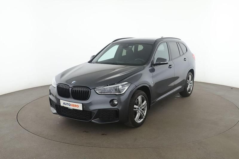Grau Gebraucht 2018 BMW X1 M Sport SUV | 24.890 € (Etwas zu teuer) - Bild 1/3
