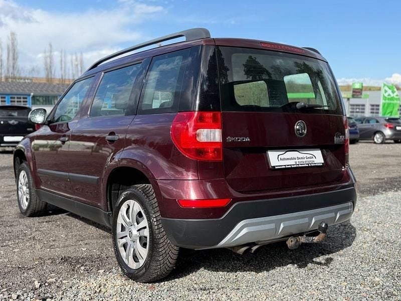 Gebraucht Skoda Yeti Active 122 PS (89 kW) 2014 Rot SUV