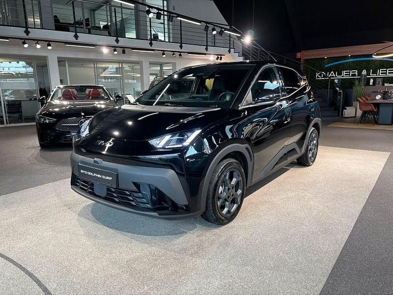 Neu BYD Dolphin Surf Comfort 114 kW (156 PS) 2026 Polar night black Kleinwagen