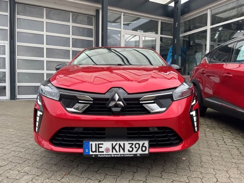 Gebraucht Mitsubishi Colt Plus 67 PS (49 kW) 2024 Rot Kleinwagen
