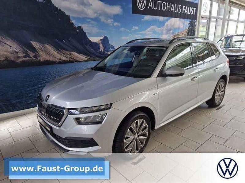 Silber metallic Gebraucht 2021 Skoda Kamiq Clever SUV | 19.950 € (Superpreis) - Bild 1/4