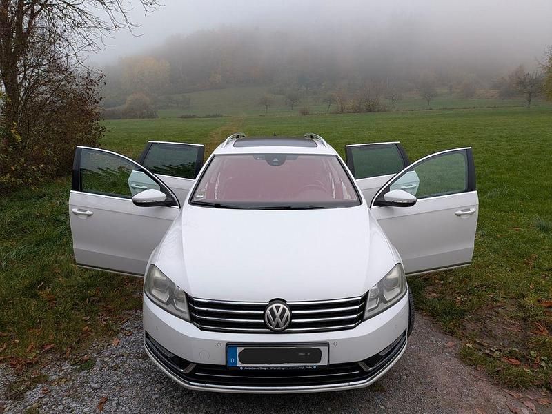Gebraucht VW Passat Highline 140 PS (102 kW) 2013 Weiß Kombi