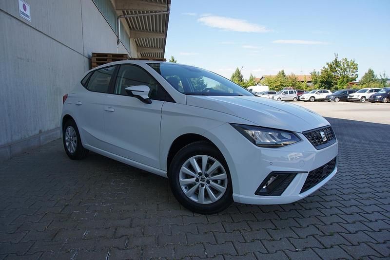 Nevada weiß Gebraucht 2025 Seat Ibiza Style Limousine | 15.995 € (Superpreis) - Bild 1/4