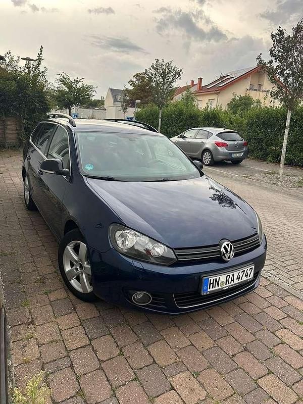 Blau Gebraucht 2012 VW Golf VII Style Kombi | 5.100 € (Superpreis) - Bild 1/4