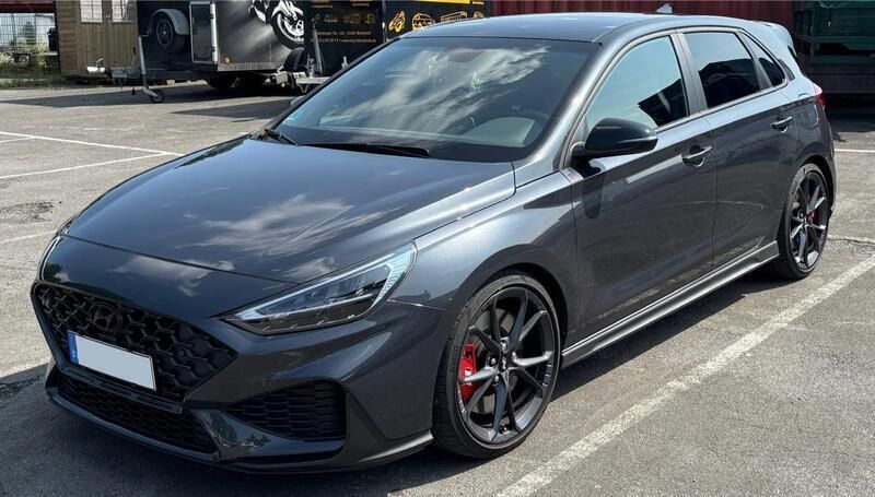 Grau Gebraucht 2022 Hyundai i30 N Performance Kleinwagen | 32.000 € (Etwas zu teuer) - Bild 1/4