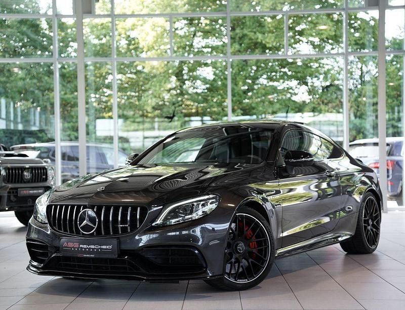 Grau Gebraucht 2020 Mercedes C63 AMG AMG Coupé | 67.900 € (Teuer) - Bild 1/3