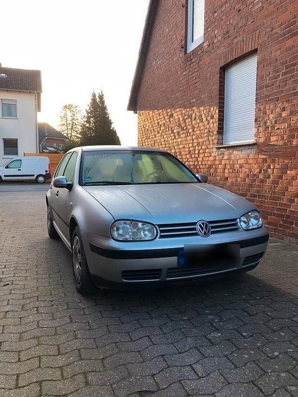 Gebraucht VW Golf IV 110 PS (80 kW) 2002 Grau Kleinwagen
