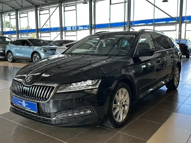 Gebraucht Skoda Superb Style 200 PS (147 kW) 2023 Schwarz Kombi