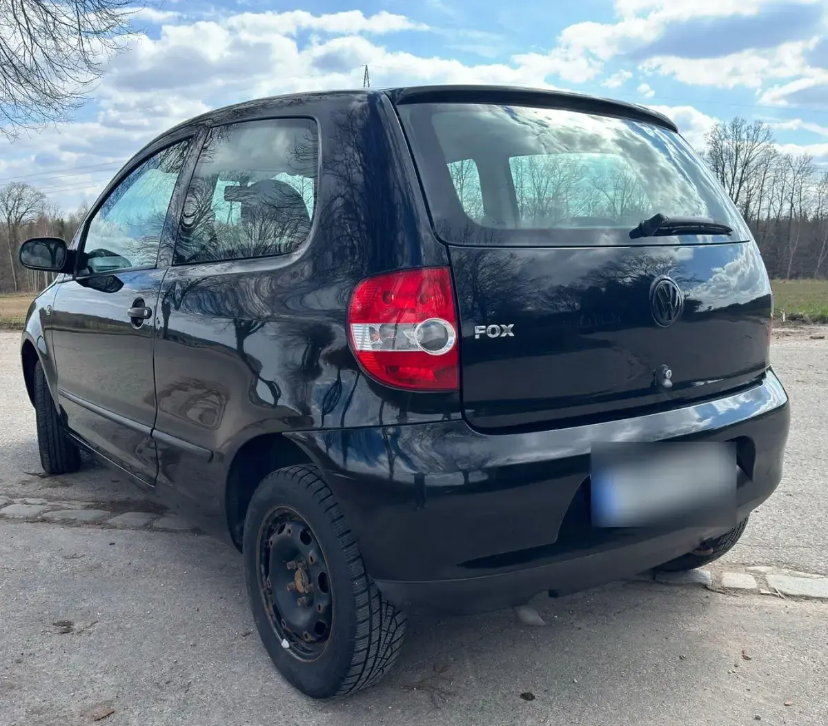 Second-hand VW Fox 60 CP (44 kW) 2007 Negru Hatchback