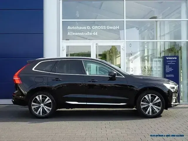 Gebraucht Volvo XC60 Ultimate 250 PS (183 kW) 2023 019 black stone SUV