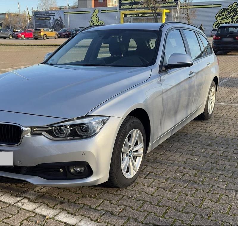 Gebraucht BMW 320 190 PS (139 kW) 2019 Silber Kombi