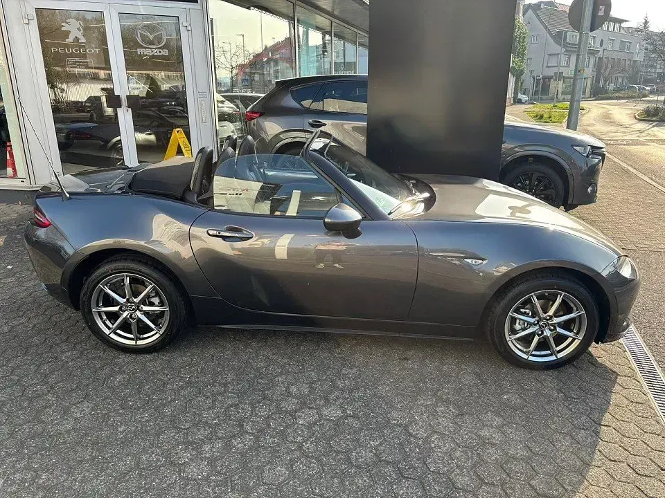 Neu Mazda MX5 Exclusive-Line 132 PS (97 kW) 2026 Cabrio