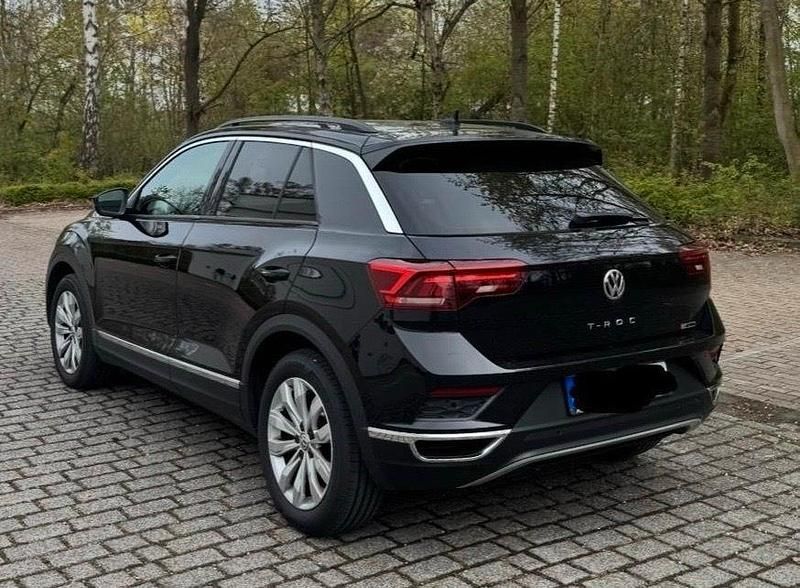 Second-hand VW T-Roc 190 CP (139 kW) 2019 Negru SUV
