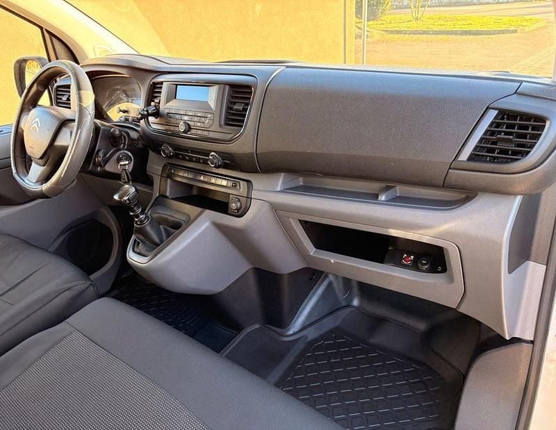 Gebraucht Citroën Jumpy 116 PS (85 kW) 2016 Weiß Van / Kleinbus