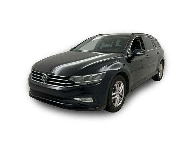 Gebraucht VW Passat R-line 122 PS (89 kW) 2022 Deep black perleffekt Kombi